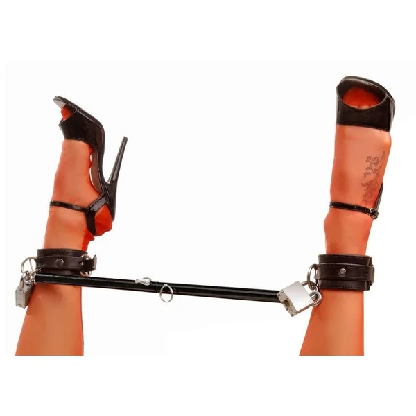 Adjustable Steel Spreader Bar Black